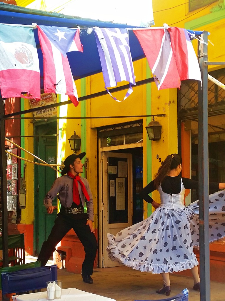 Chacarera dancers