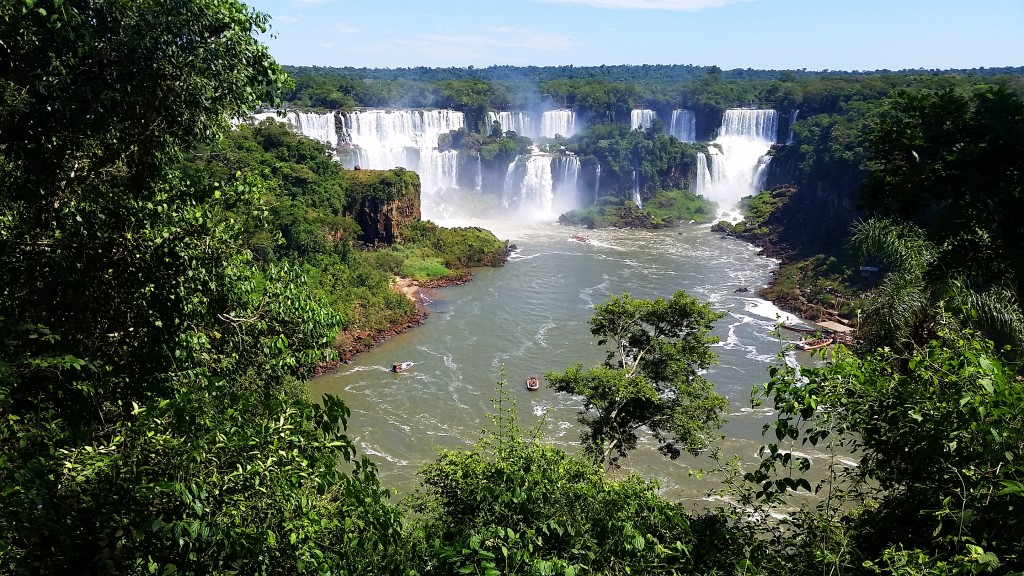 what to see in iguazu falls