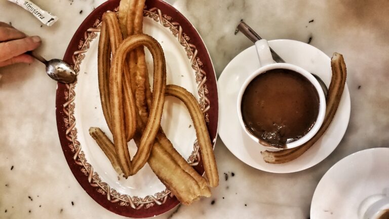 5 best places to eat chocolate con churros in Madrid