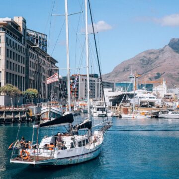 5 best non-popular city walks without the internet: GPSmycity to the rescue + GIVEAWAY